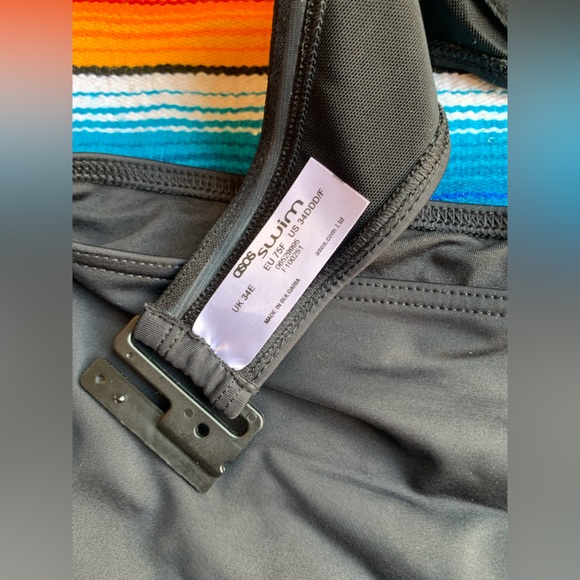 New - Never Worn - ASOS Halter Top & Boy Short Swimsuit Size 10 - Picture 6 of 8